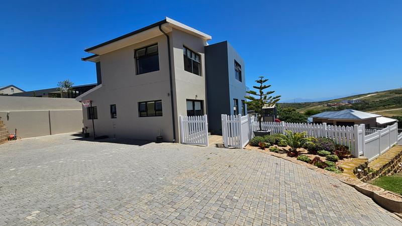 5 Bedroom Property for Sale in Monte Christo Western Cape